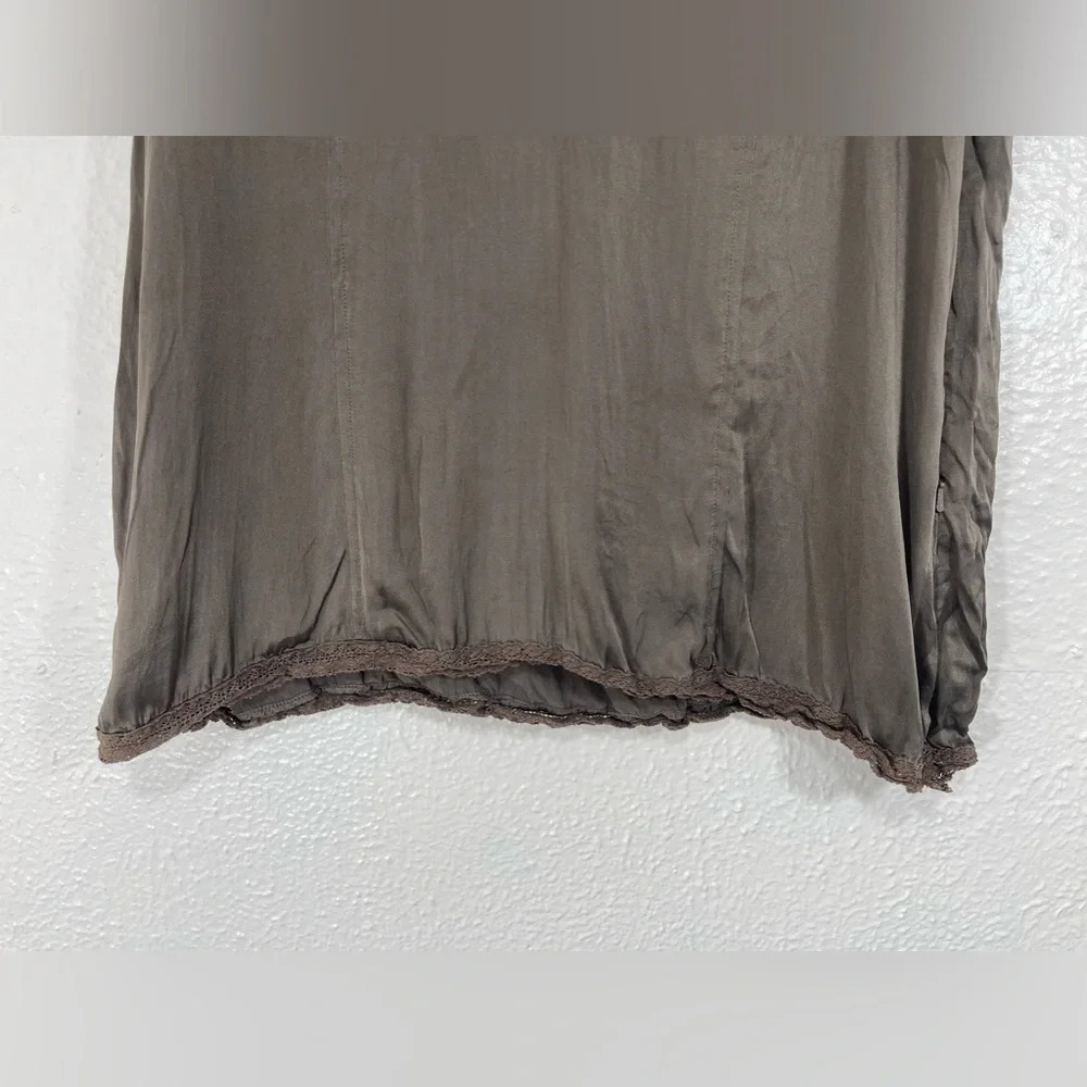 J. Jill 100% Silk Soft Brown Lace Detail V-Neck Sleeveless Cami Tank Top Size 14 - Picture 4 of 12